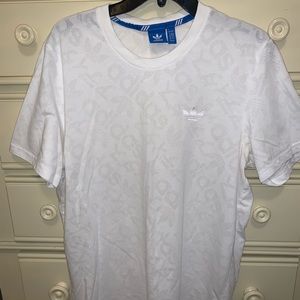 Adidas T-Shirt